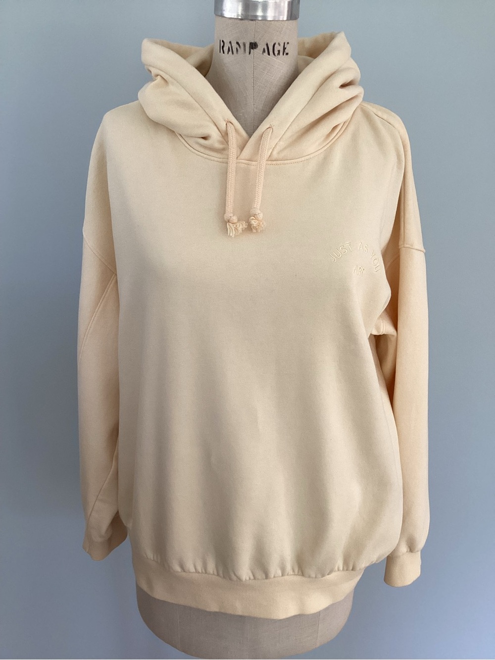 H&M Pale Yellow Sweatshirt Size Large